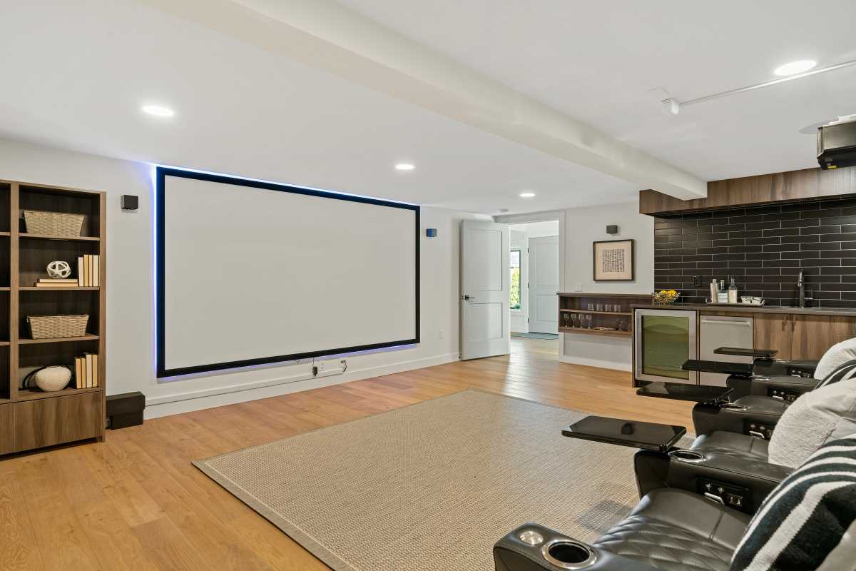 How to Set Up a Custom Home Theater for Immersive Action Movies